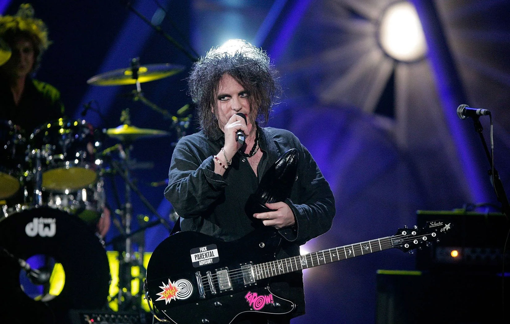 Goth Goes Country: Robert Smith Announces Country Music Retirement with Star Collabs 🤘