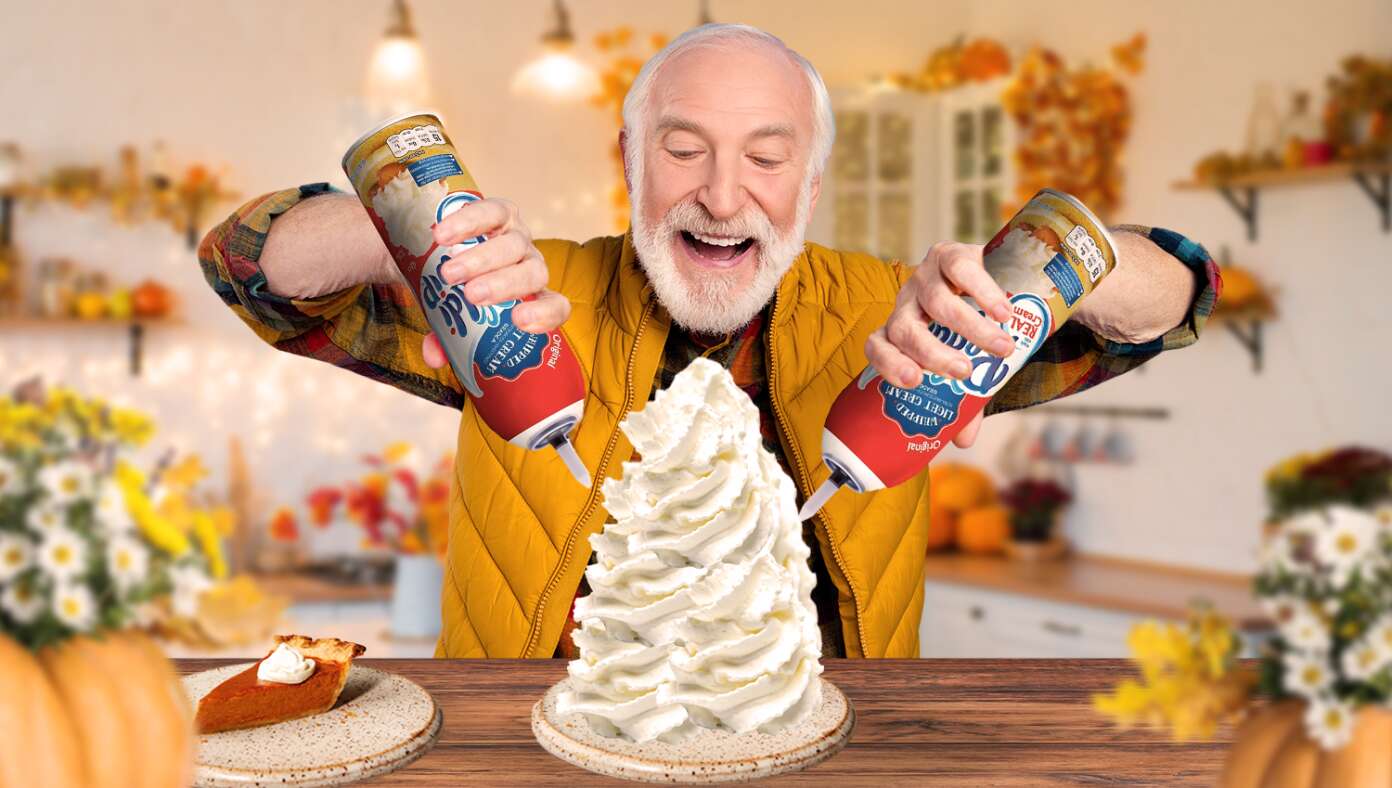 ‘I Sure Love Pumpkin Pie,’ Says Man Spraying Gallon Of Reddi-Whip Over Pumpkin Pie