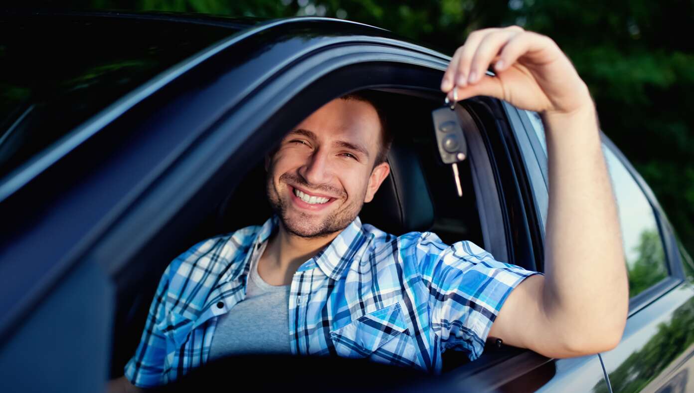 Total Loser Still Has One Of Those Cars That Starts With A Key