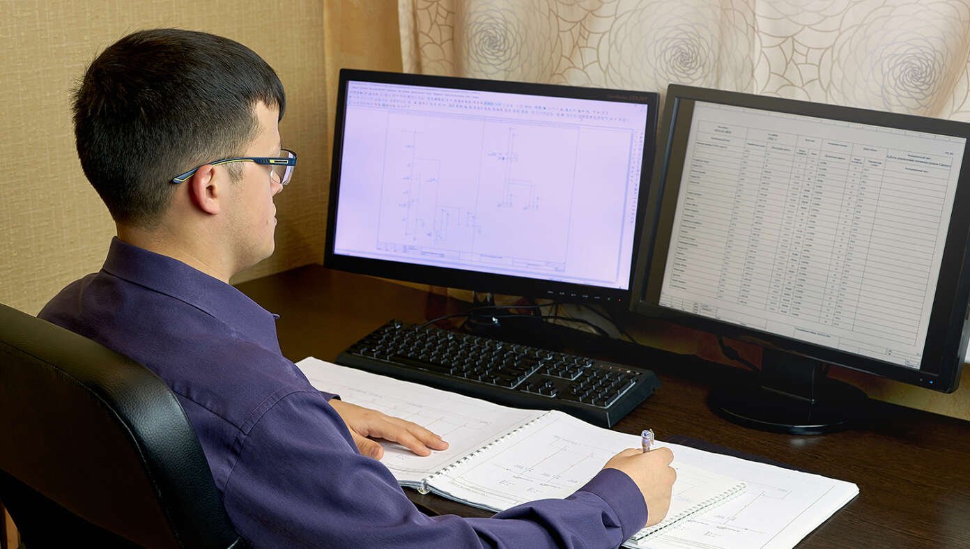 Impoverished Man Only Has Two Computer Monitors