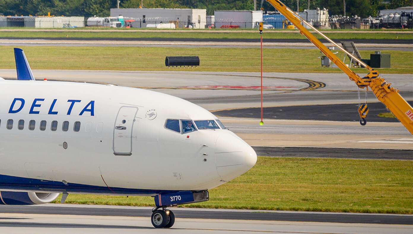 Delta Adds A Little Hanging Tennis Ball To End Of Runway For Female Pilots