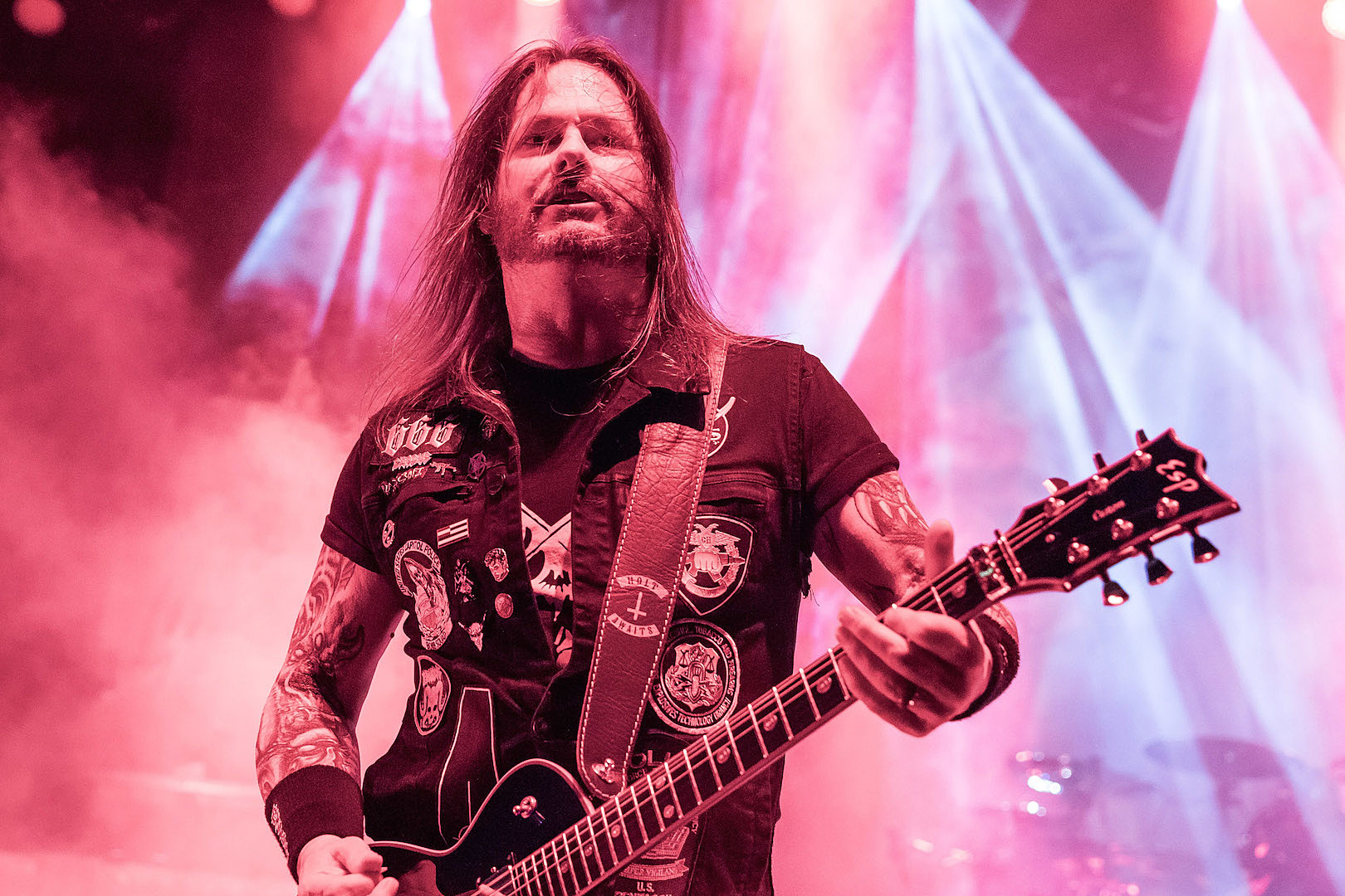 Watch: GARY HOLT (EXODUS/SLAYER) Teaches Germans How To Play Guitar (Spoiler: They Still Can’t)