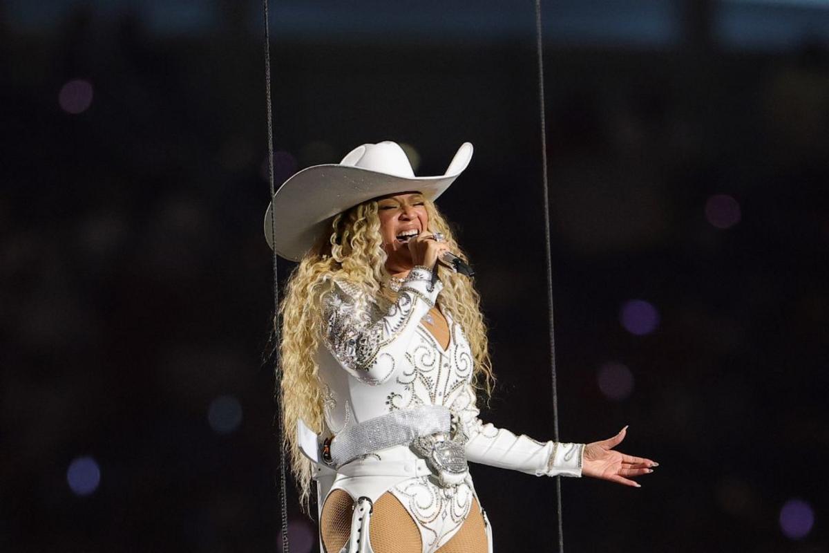 Beyonce’s Booboo: Did the Bey-Hive Get a Free Show