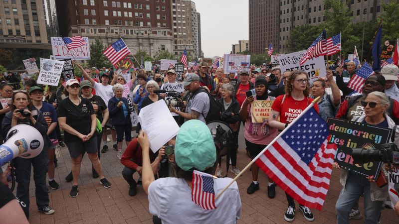 In Pictures: Nation Throws Epic Tantrum, Still No Kings Found