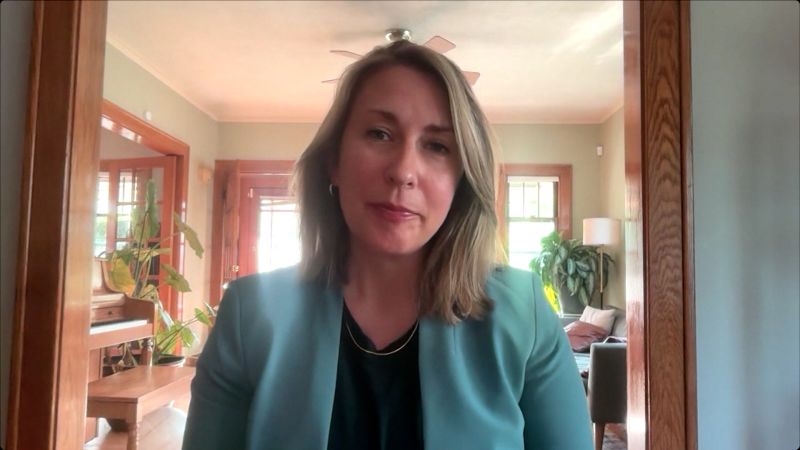 OMG, Lawmaker Has a Meltdown Over Being on Some Dude's Totally-Not-Scary List