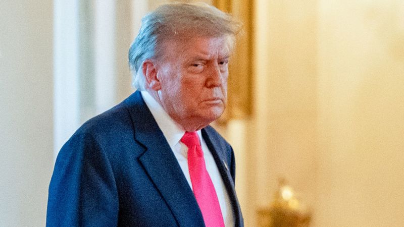 Trump throws epic Twitter tantrum, threatens CNN & NYT with lawsuits because they hurt his feewings