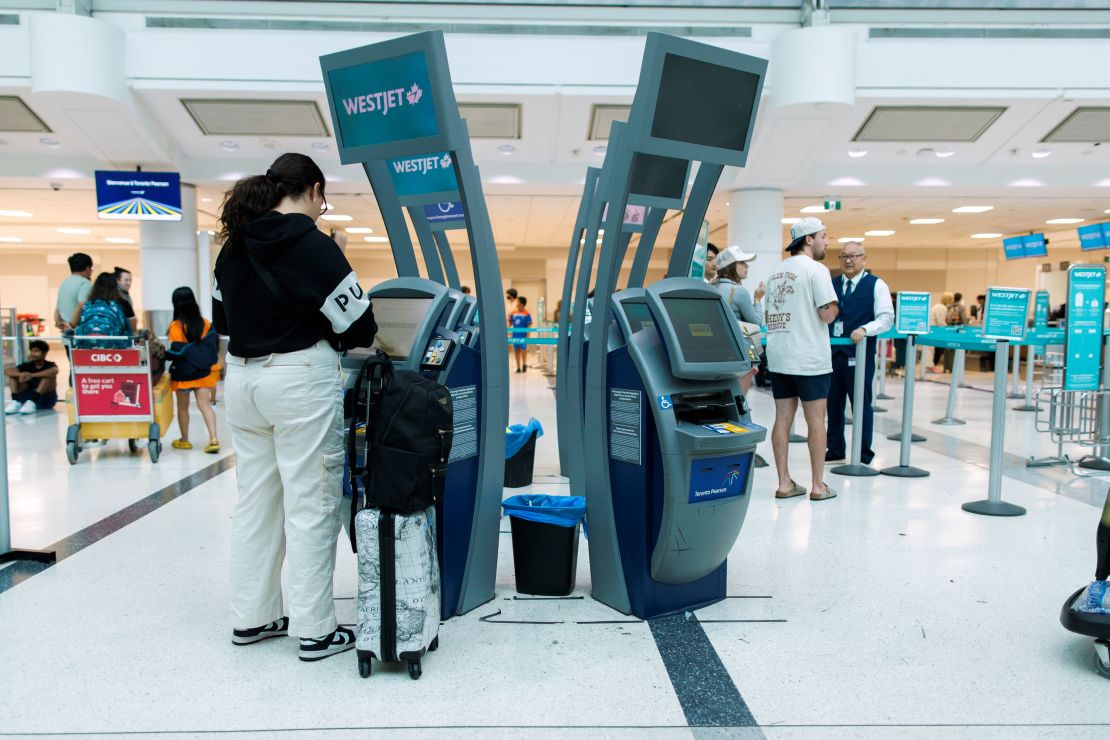 US Airlines Hacked: Is Your In-Flight WiFi Safe?