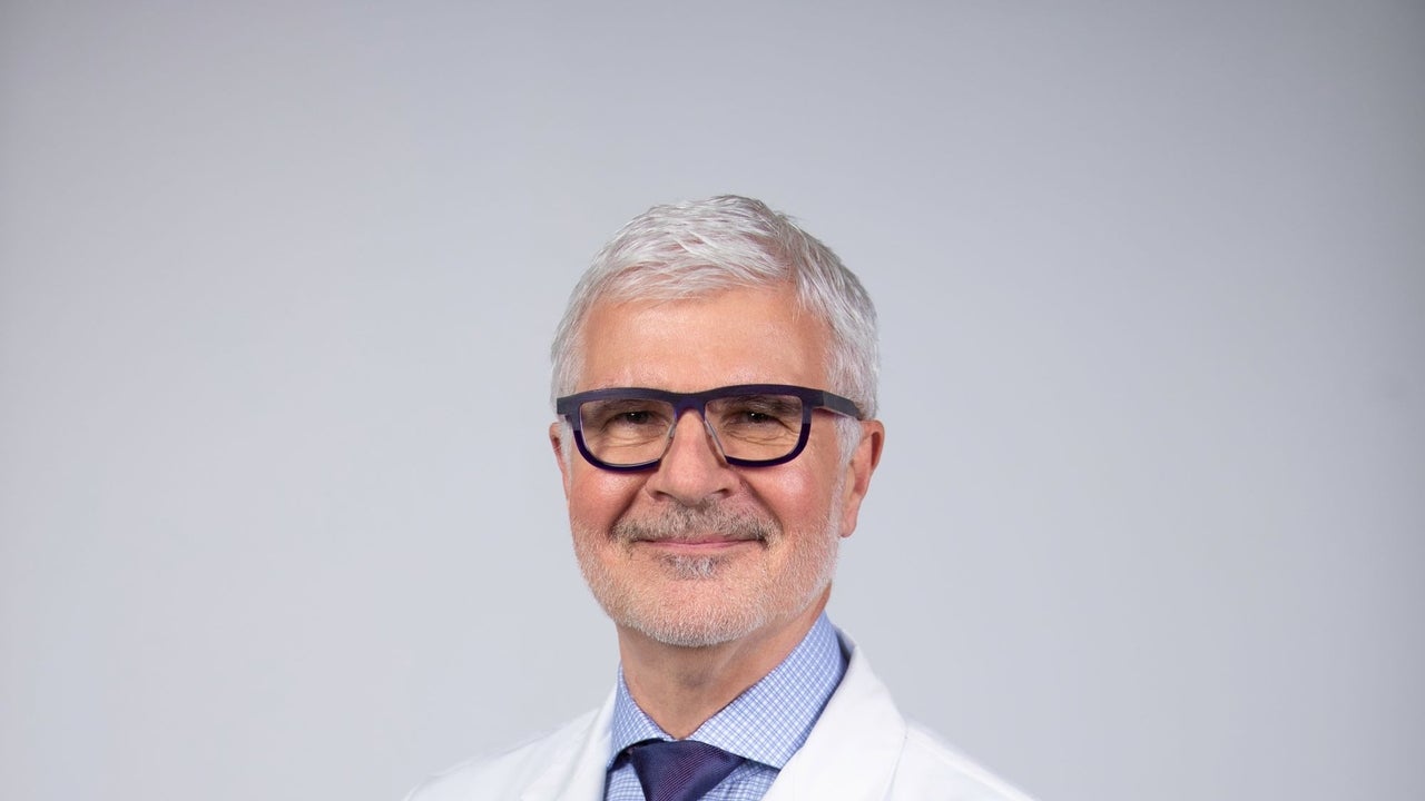 **Dr. Gundry Reveals the Shocking Secret: How Fermented Pickles and Olive Oil Made Celebrities Look Slightly Less Terrible**