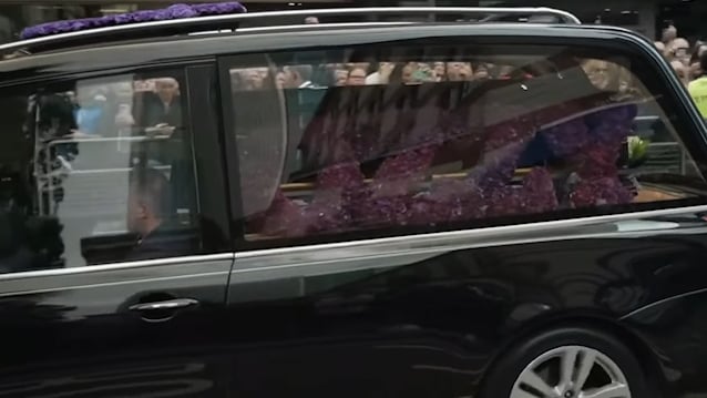 Ozzy’s Dead, LOL: Fans Get Last Selfies with Corpse-Mobile