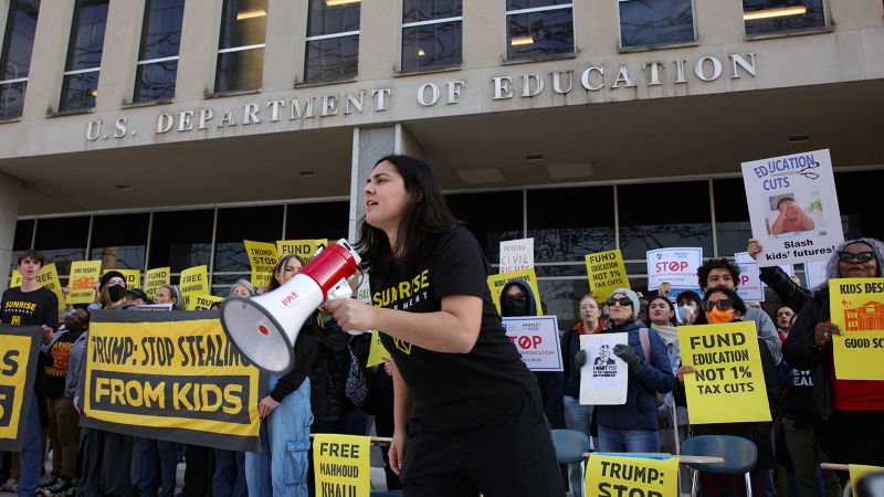 Supreme Court Okay with Trump Firing Teachers En Masse LOL