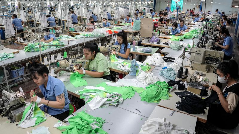 Trump Declares Vietnam the Ultimate Trade Bro: CNN Business Reports