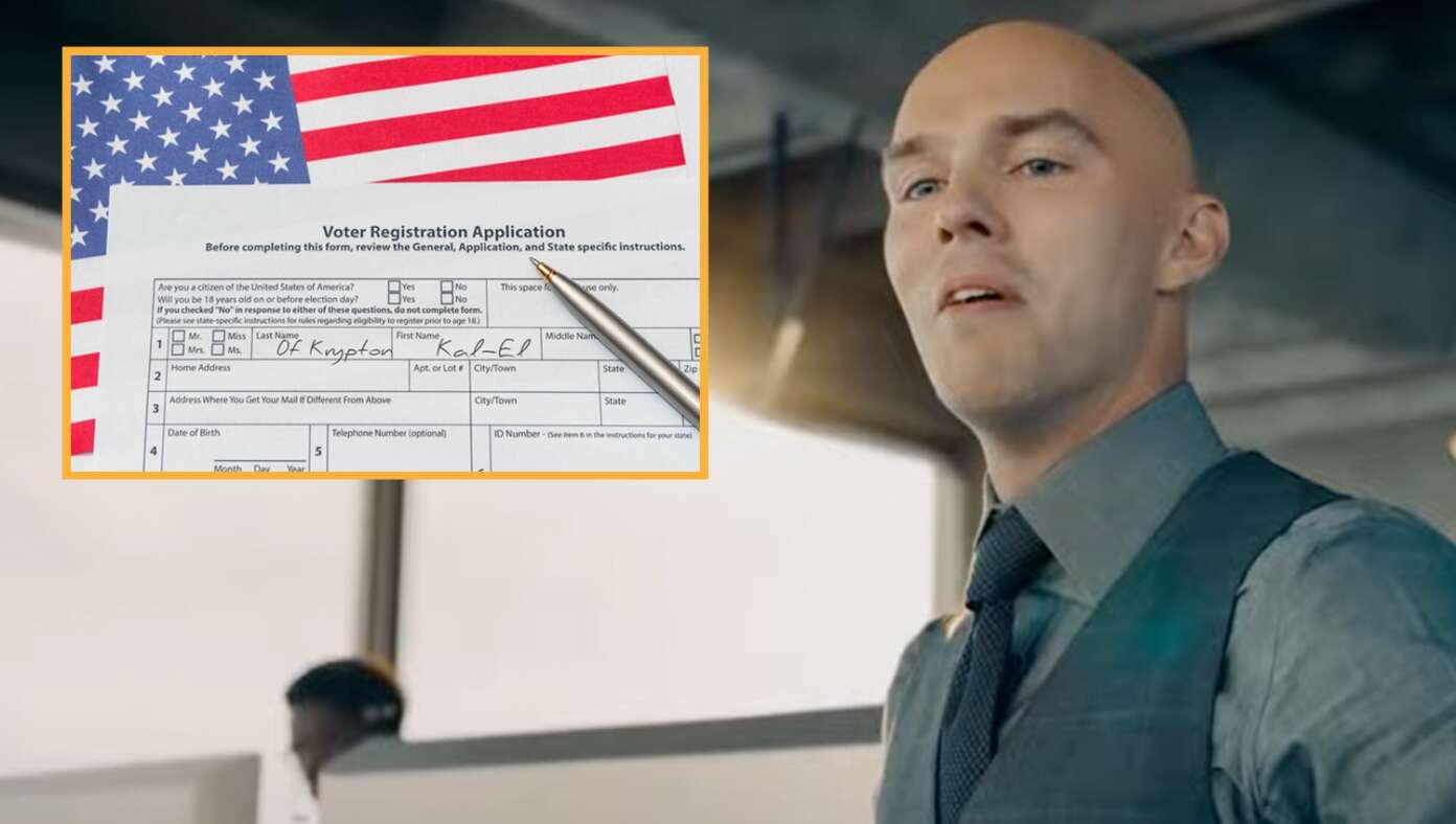 Lex Luthor Reveals To The World That Superman Is A Registered Republican