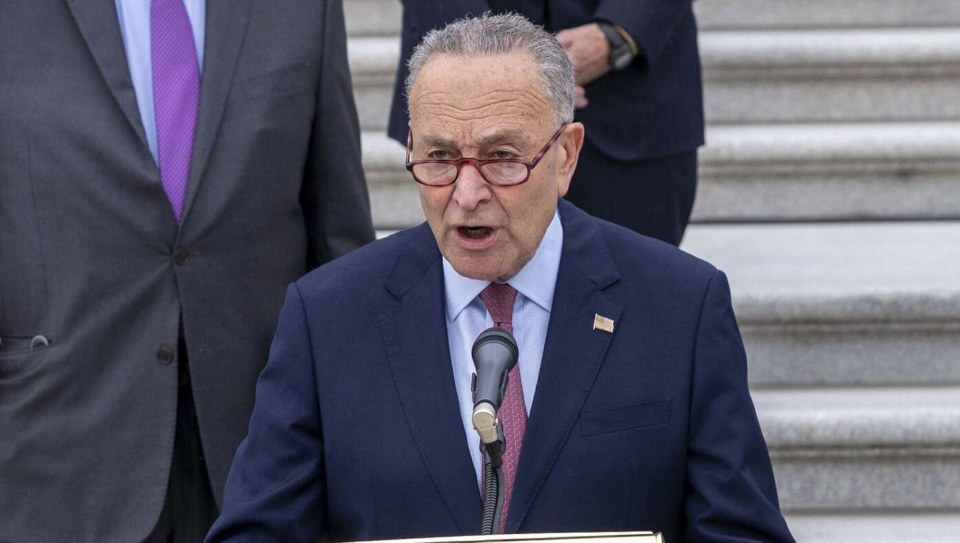 Chuck Schumer Said He’s Never Felt In Danger Walking In DC And Neither Have His Ten Bodyguards
