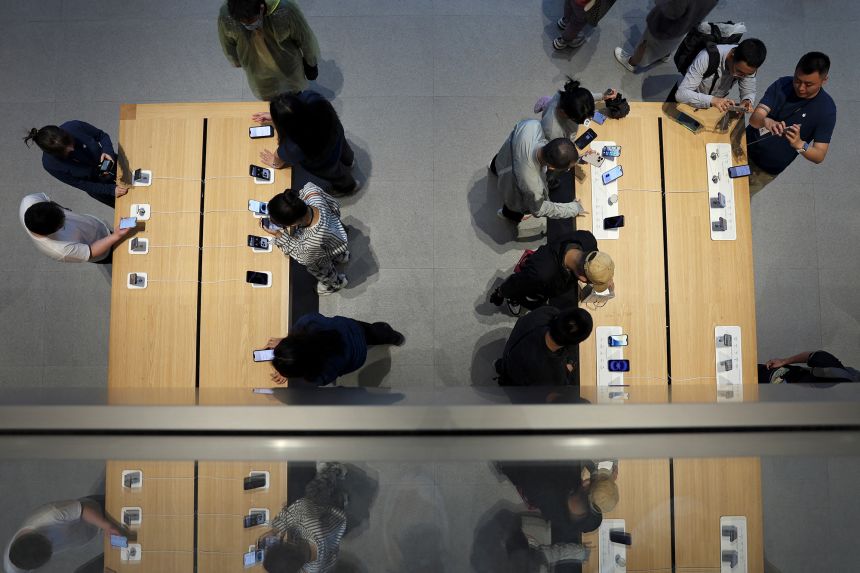 Apple’s Crappy iPhone Launch: Prepare for Disappointment on Sept 9 | CNN Business