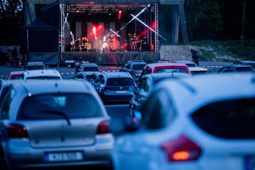Drive-in Theaters: From Pandemic Savior to Relic of the Past? CNN Asks the Tough Questions (Spoiler: Who Cares)