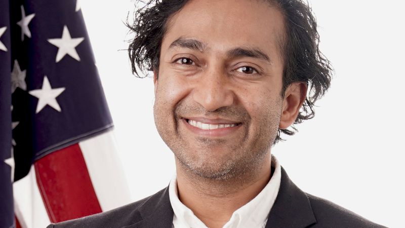 FDA Moron Crawls Back After Being Loomered