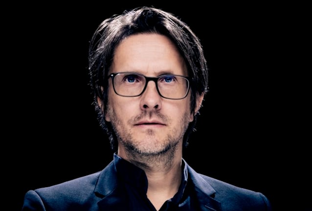Steven Wilson Cries Bitter Tears Because Guns N’ Roses Said ‘NO WAY, DUDE’ to His Fancy Remix of ‘Use Your Illusion’ Albums: Apparently, Axl Rose Hates Surround Sound