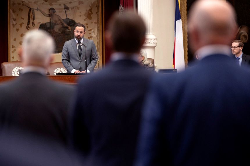 Texas-Sized Face Palm: How to Un-Standoff a Redistricting Fiesta
