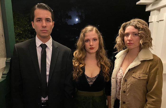 “Watch Queen of Hearts: A Twin Peaks ‘Fan’ Film (You’ve Been Warned)”