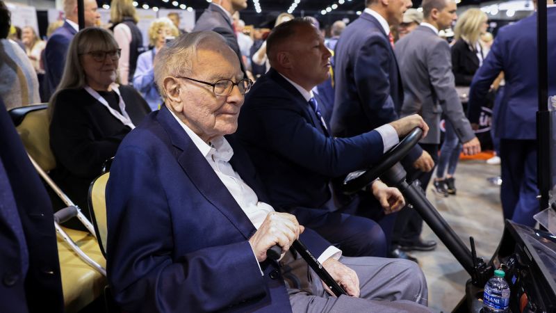 Warren Buffett’s Berkshire Hathaway Reports a Hilarious 4% Earnings Drop, Is This the End of Capitalism