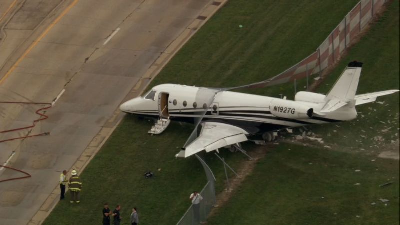 Breaking News: FAA Pokes Around After Chicago Plane Does Impromptu Lawn Care