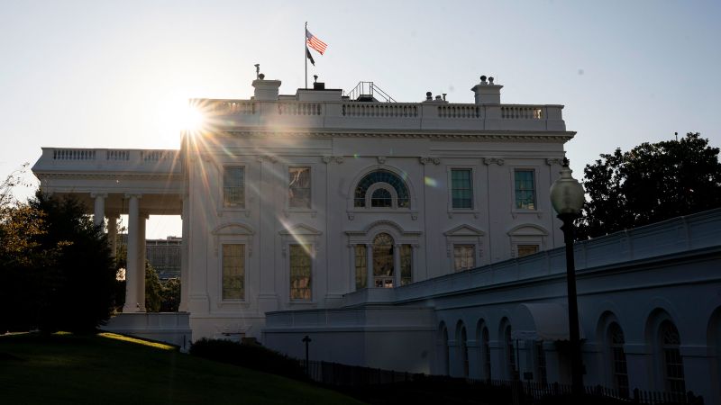 Congressional Bigwigs to Schmooze with Trump at White House Monday as Government Shuts Down Like a Cheap Toy