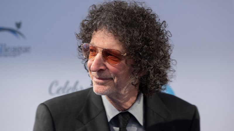 Howard Stern stays at SiriusXM to continue elaborate pranks, and CNN Business is reporting it, OMG