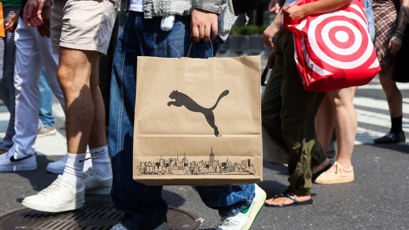 U.S. Economy Refuses to Die, World Annoyed