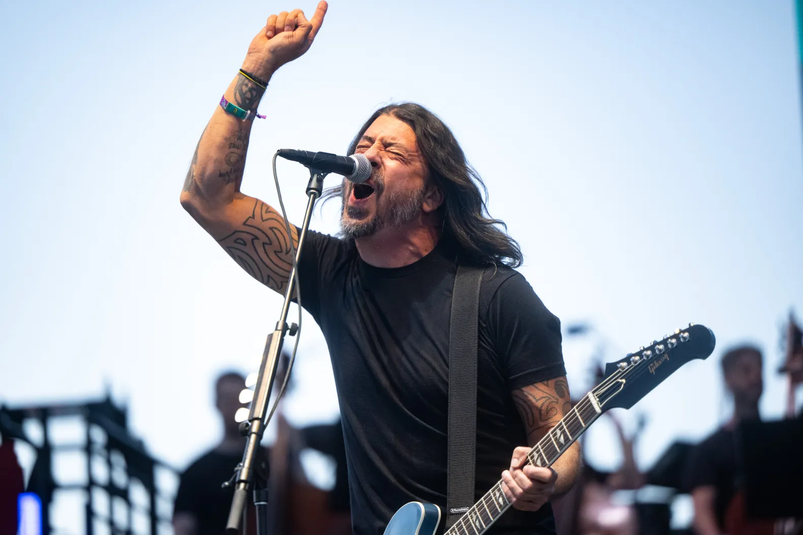 Foo Fighters Drop New “Tune,” Tease Geriatric Rock Odyssey with Stone Age Queens in 2026