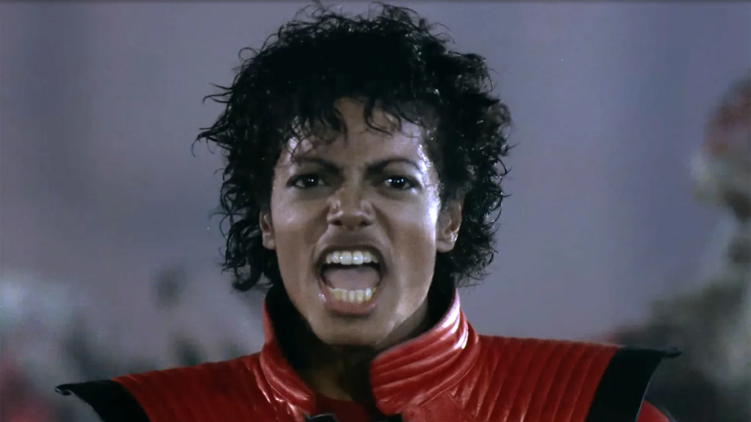 Report Guy Who Sings THriller SS