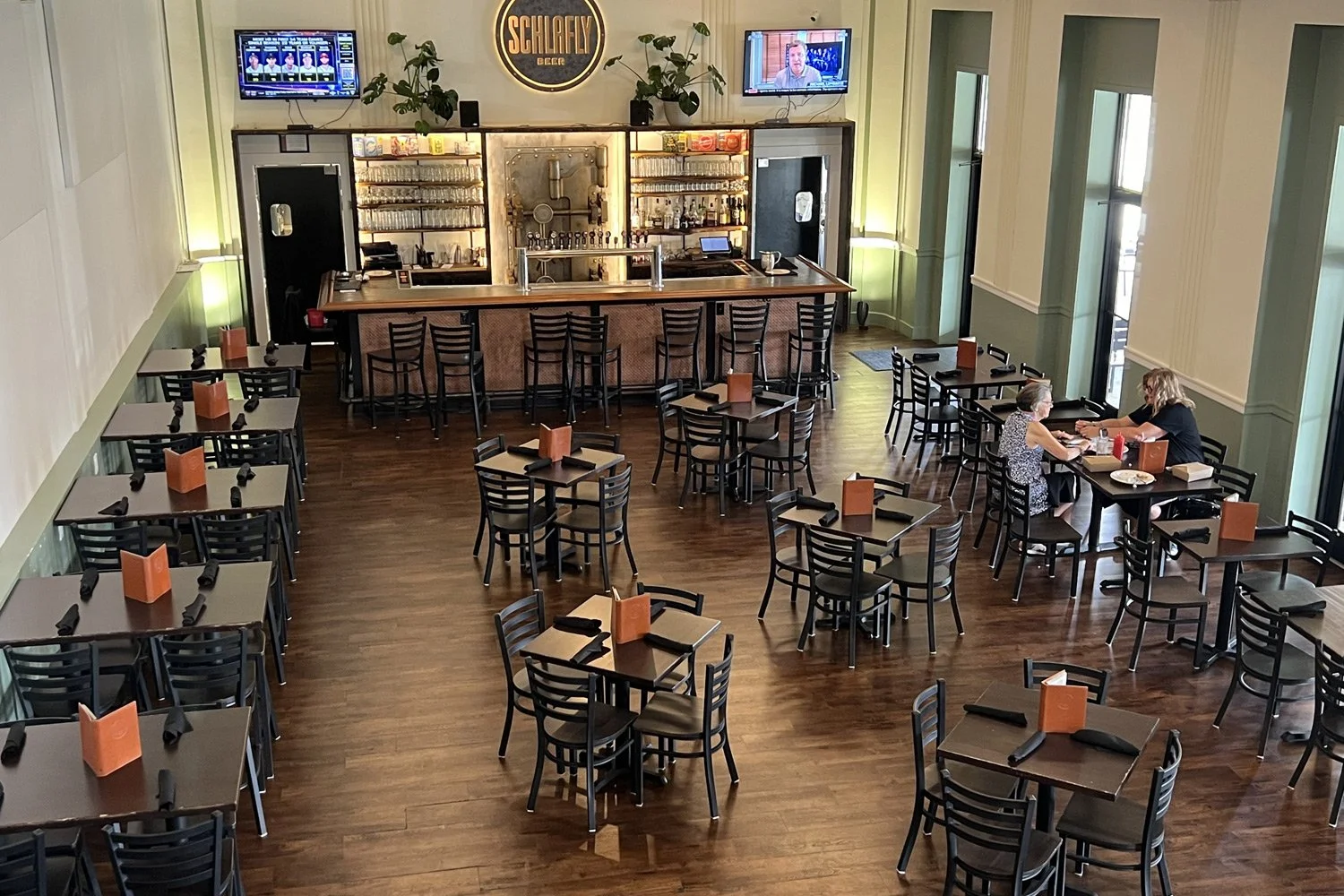 Schlafly Highland Square: Get Ready for Some Hilarious Train Wrecks!