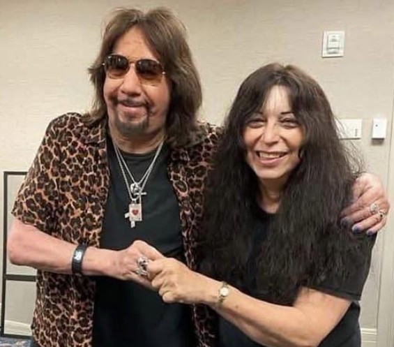 VINNIE VINCENT Thinks ACE FREHLEY Had ‘Something’ – We’re Dying of Laughter