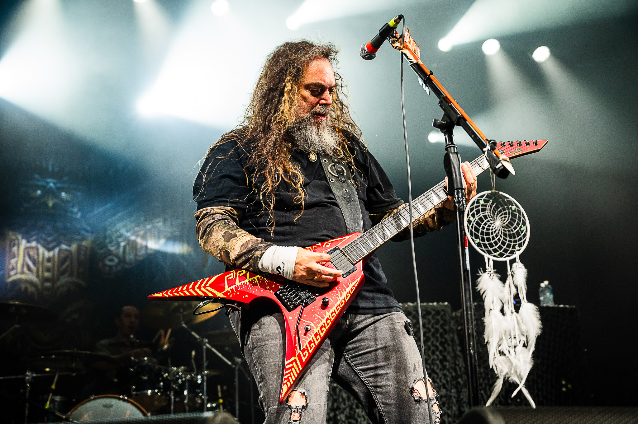 SOULFLY Drops New Vid “No Pain = No Power” Featuring Dino Cazares of FEAR FACTORY (Because Apparently They Still Exist)