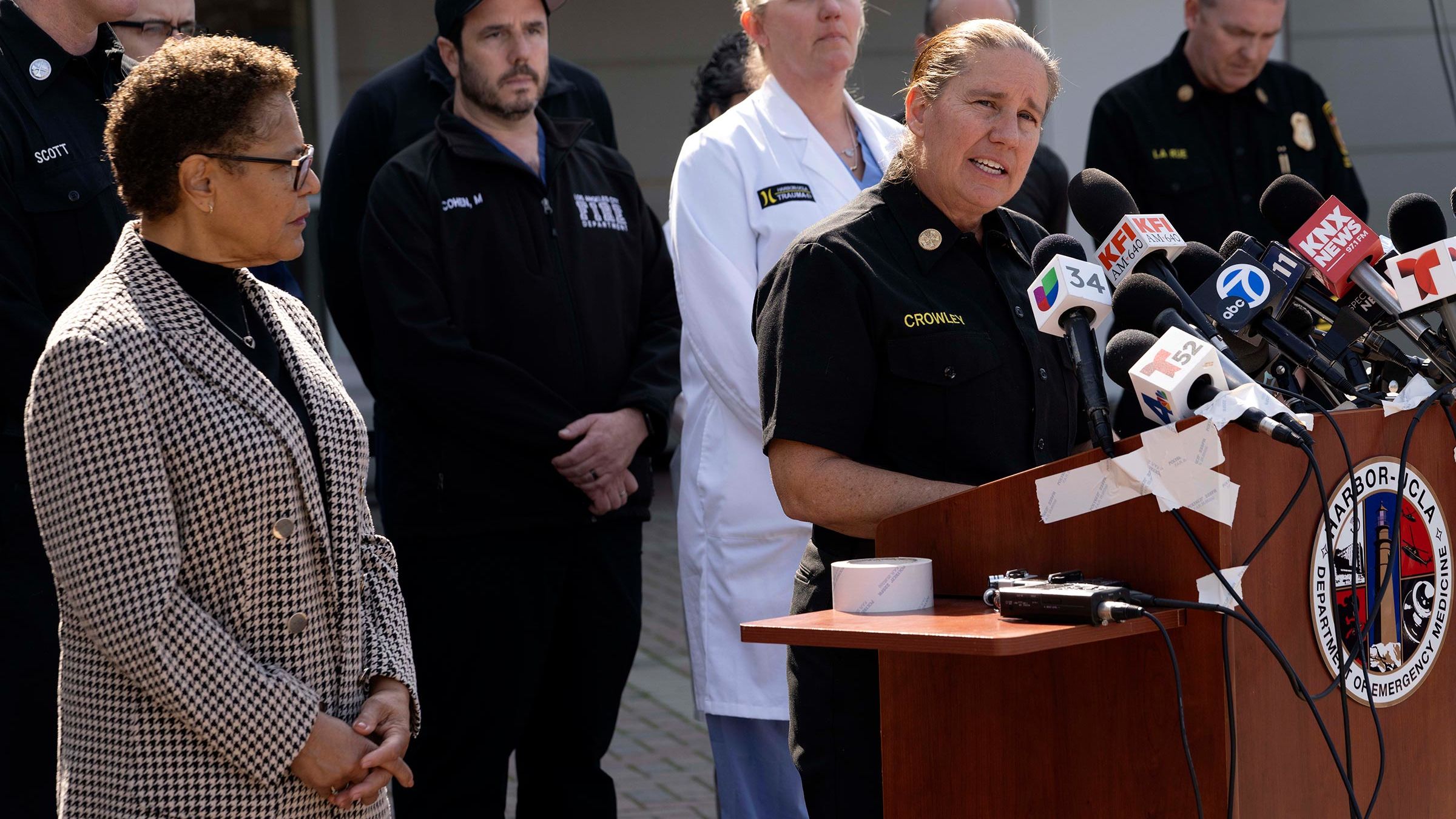 LA Mayor Taps New Fire Overlord After City Went Full BBQ