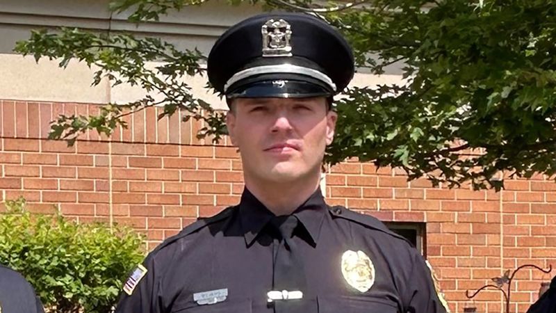 Chicago Cop Gets the Boot (and Deported?!) by ICE!