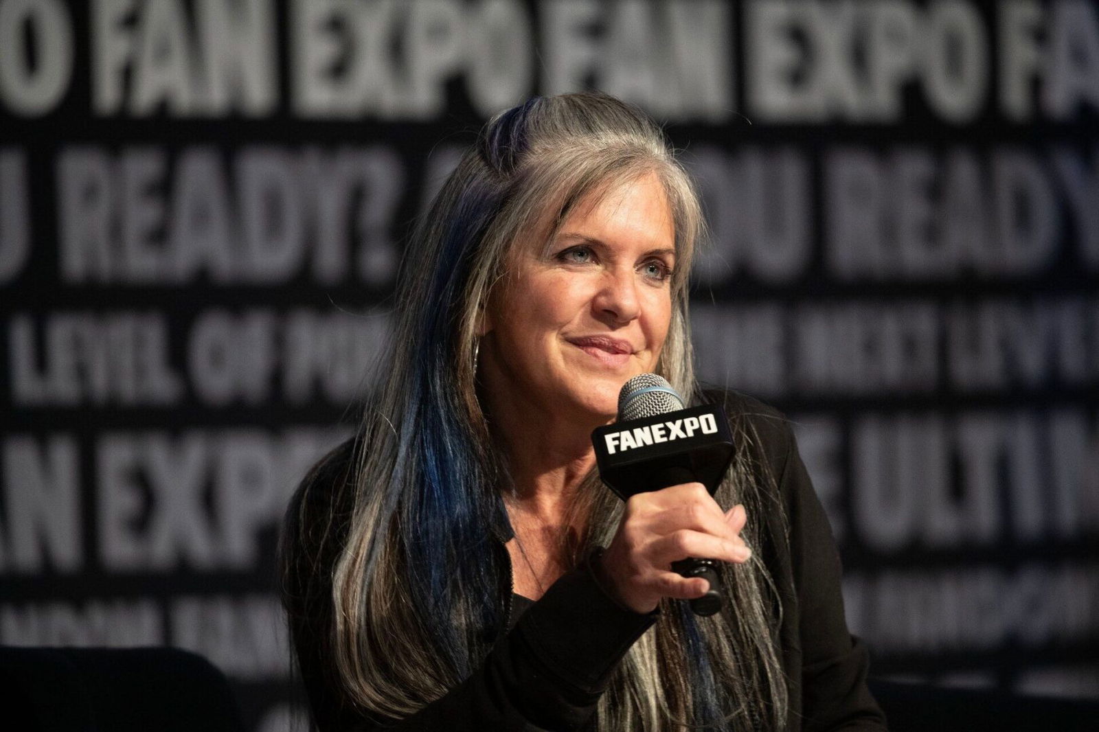 Jennifer Hale Yearns to Return as Shepard in Mass Effect 5, Begs BioWare for a Call