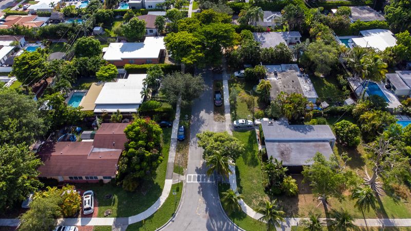 Mortgage Rates Plunge to Rock Bottom of the Already Pathetic 2025