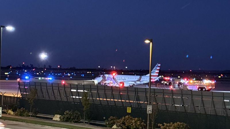 Pilot Throws Tantrum After Forgetting Flight Attendants Exist, Hears Imaginary Cockpit Gremlins