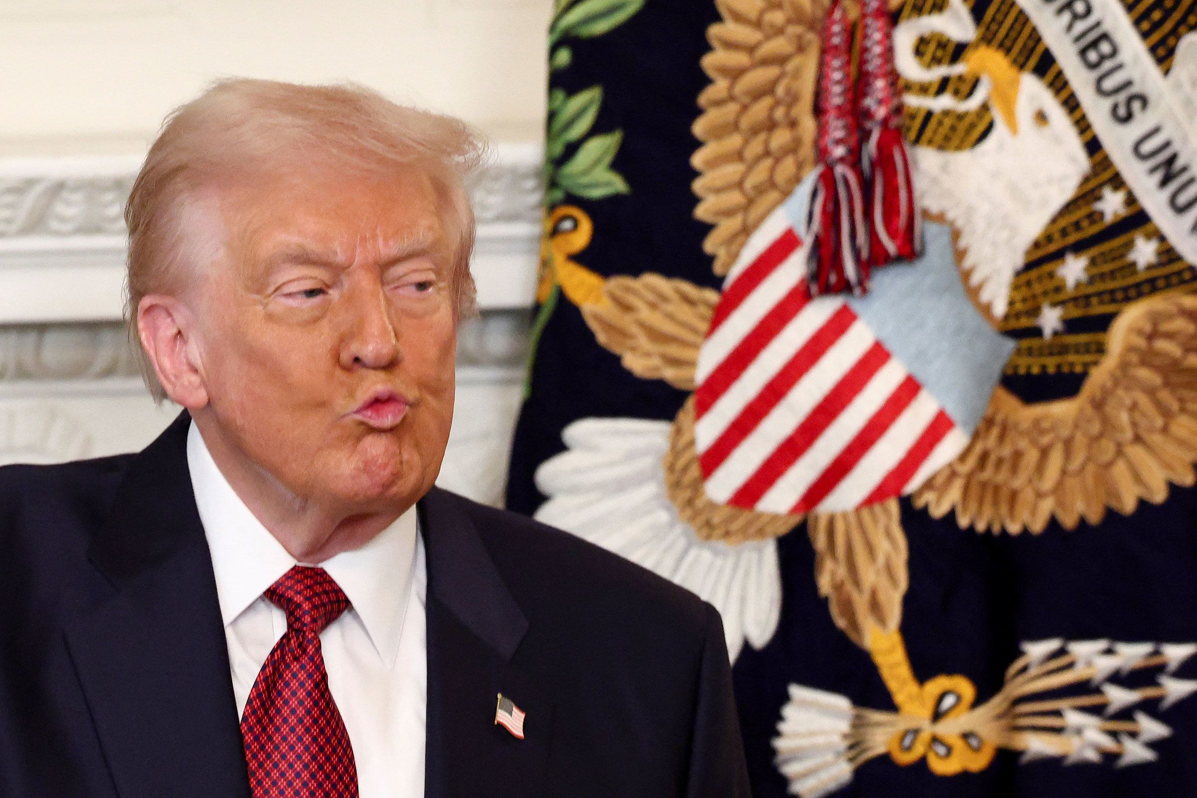 Trump’s Economic “Achievements”: Yawn, Let’s Talk About Me Instead