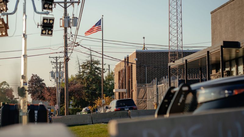 Chicago Immigration Resort Gets a نجمة Michelin?