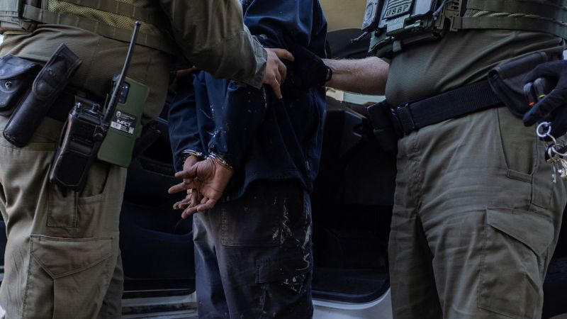 ILLEGAL IMMIGRANTS FREED: Liberal Judge HANDS THEM BACK TO THE STREETS