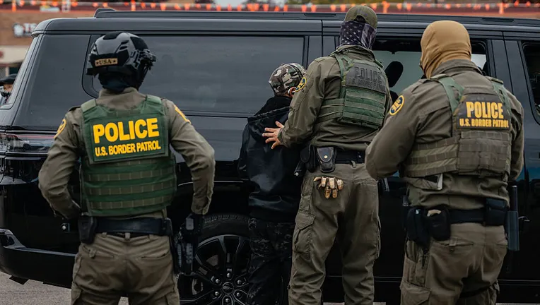 Appeals Court Hilariously Pauses Mass Immigrant Release: Illinois Crackdown Gets a Second Act