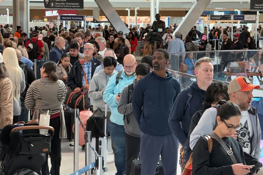 Is it safe to fly during the government shutdown? Aviation experts give answers that will really take off (or not) | CNN