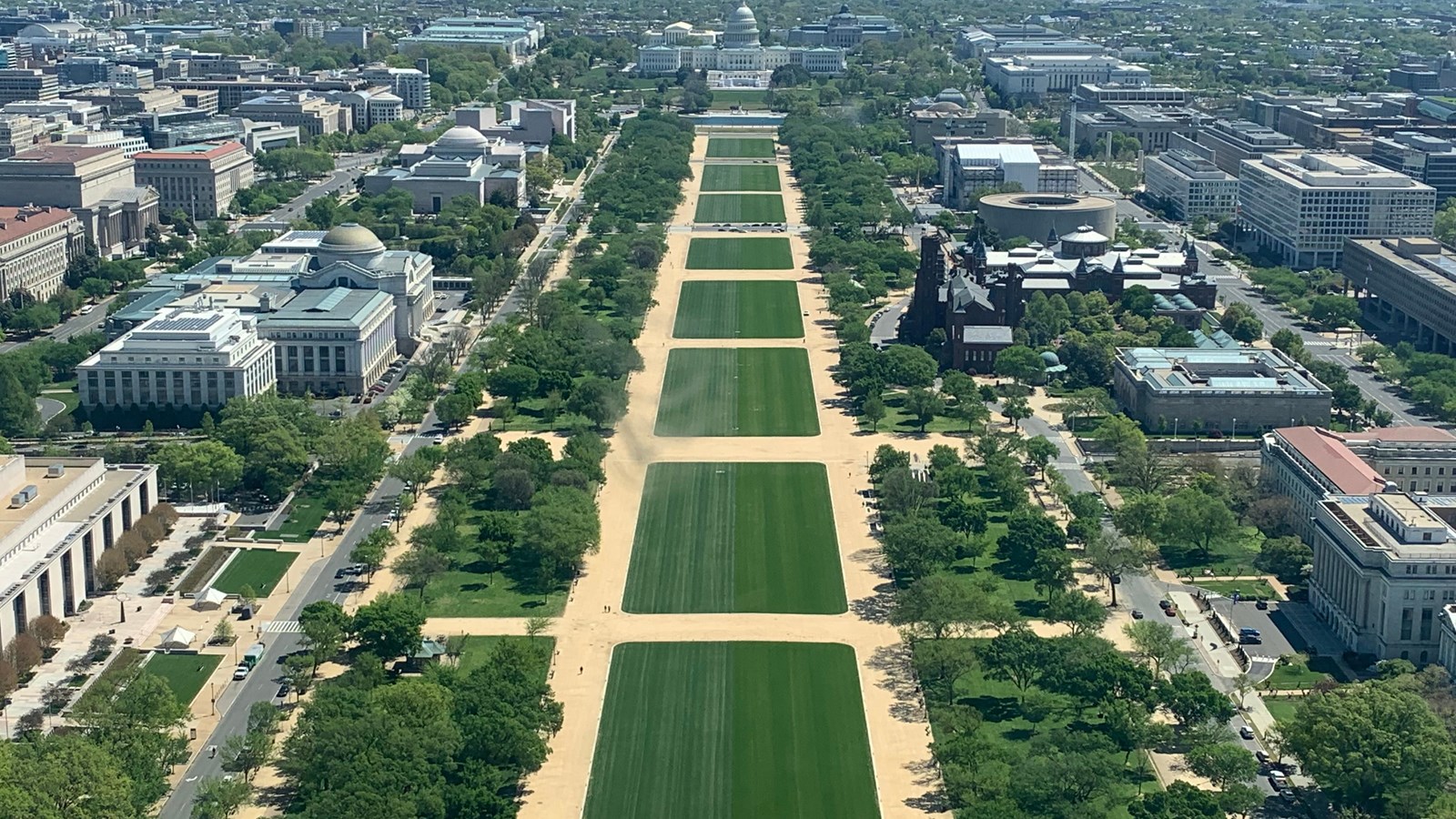 White House Tells Smithsonian: Do the Bureaucratic Hokey Pokey or Lose Your Federal Allowance