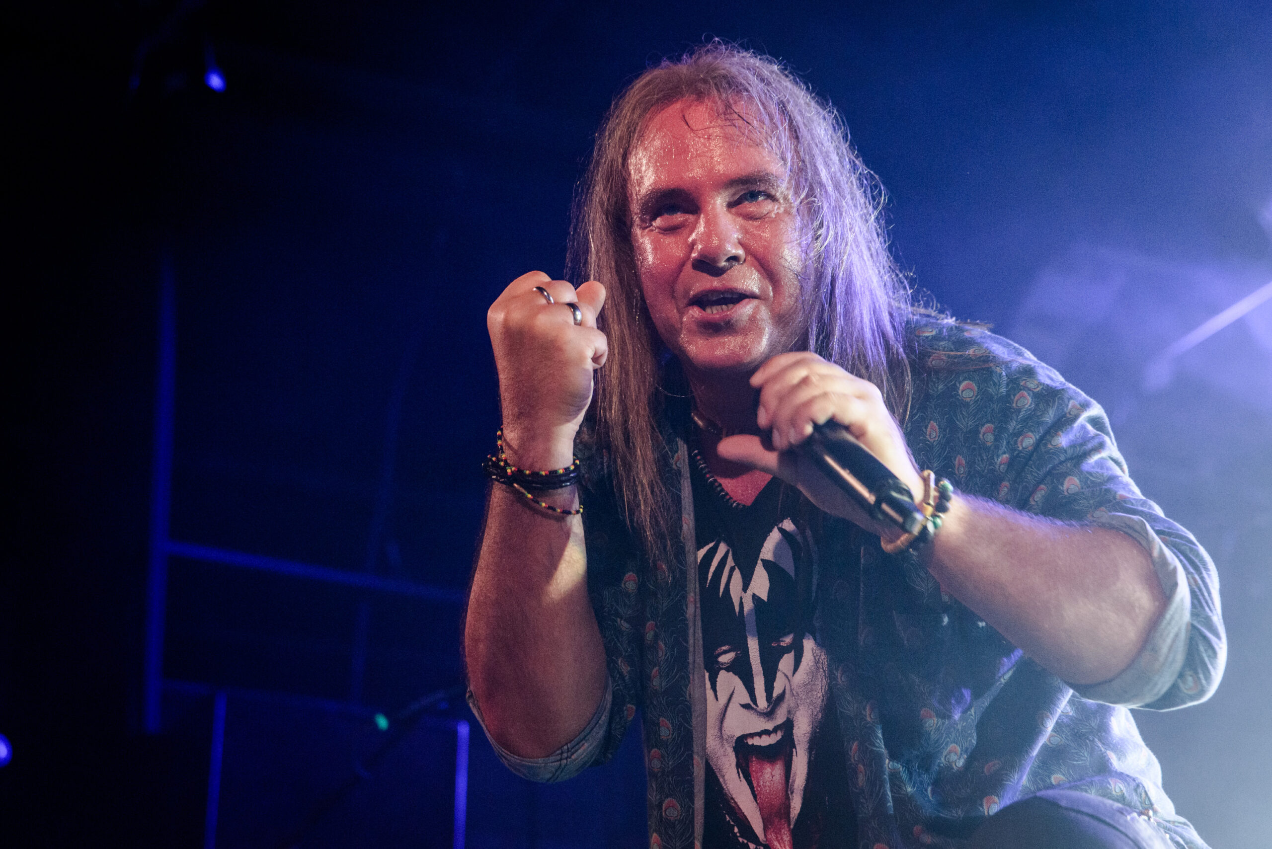 ANDI DERIS Claims VAN HALEN’s Disaster Reunion Was HELLOWEEN’s Wake-Up Call to Not Screw the Pooch