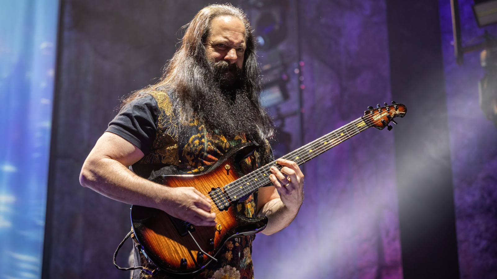 John Petrucci Says Dream Theater and Fans Are BFFs, Because Apparently Prog Rock Needs a Group Chat