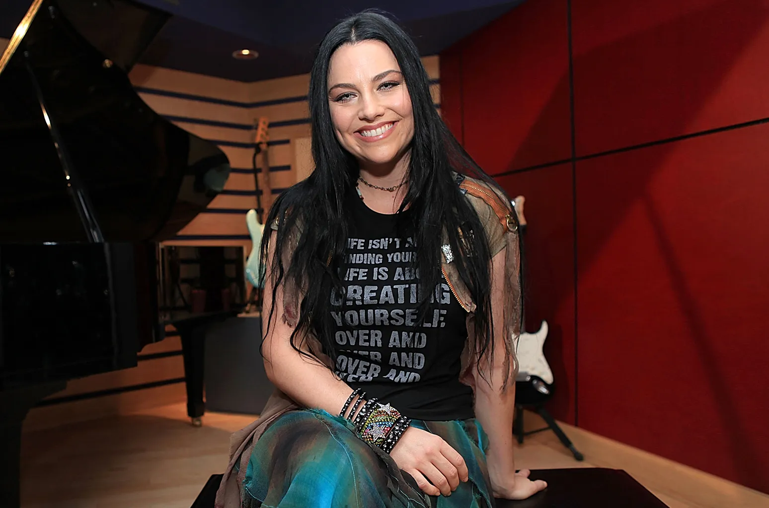 AMY LEE: EVANESCENCE’s New Album Will Arrive In 2026—Just In Time To Save Our Souls From Eternal Silence