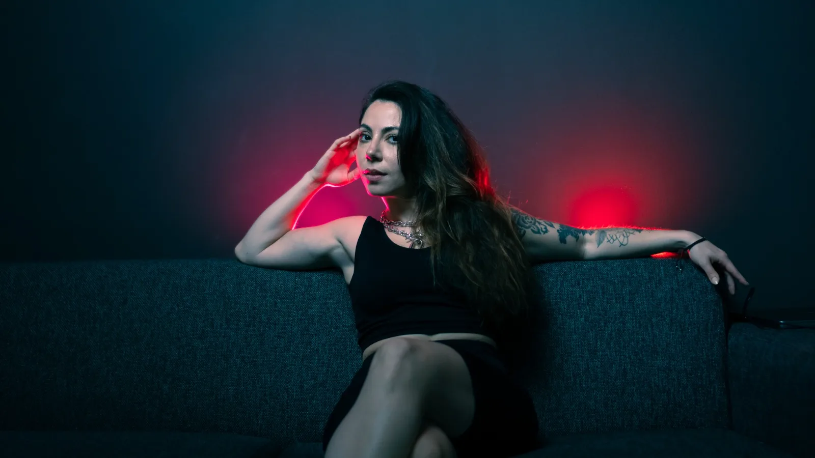 BATTLE BEAST Recruits New Vocalist Marina La Torraca Because the Old One Finally Got Tired of Pretending to Be Dramatic