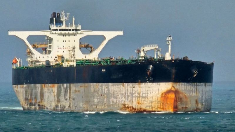 Oil tanker on the run gets a makeover and suddenly discovers its inner Russian soul, much to Uncle Sam’s confusion