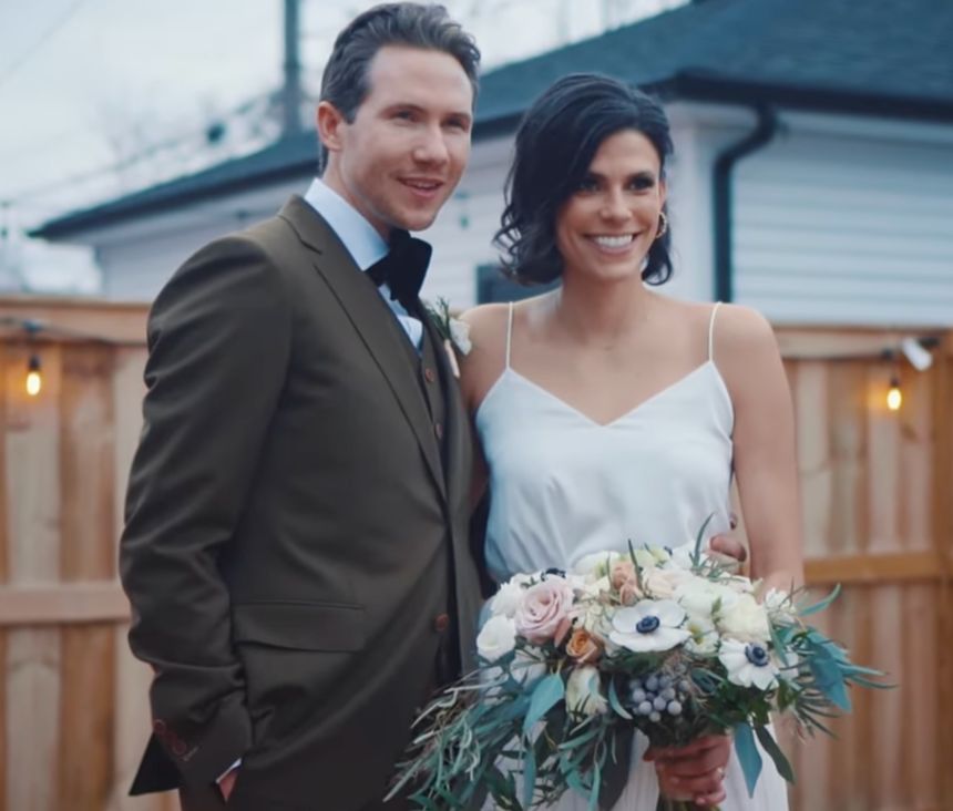A Killer Is Still on the Run a Week After Shooting a Dentist and His Wife with Their Kids Nearby—This Video Could Give Clues